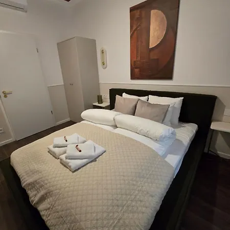 V15 Luxury In The Heart Of Apartamento Budapest